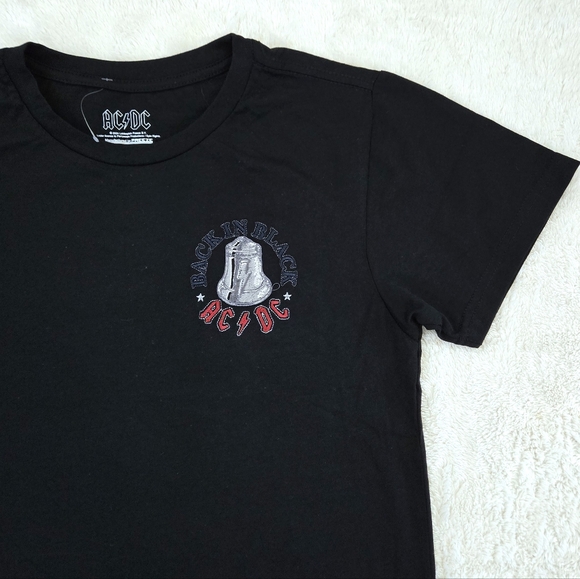 Freeze🥶⚡AC/DC⚡ "Back In Black"🖤 Graphic Tee👕 - NWOT - Picture 13 of 16